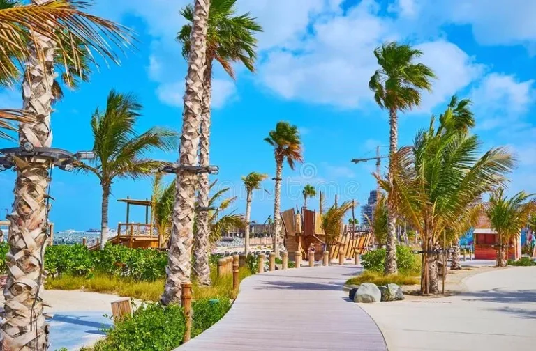 La Mer Celebratory Walkway, Dubai, UAE