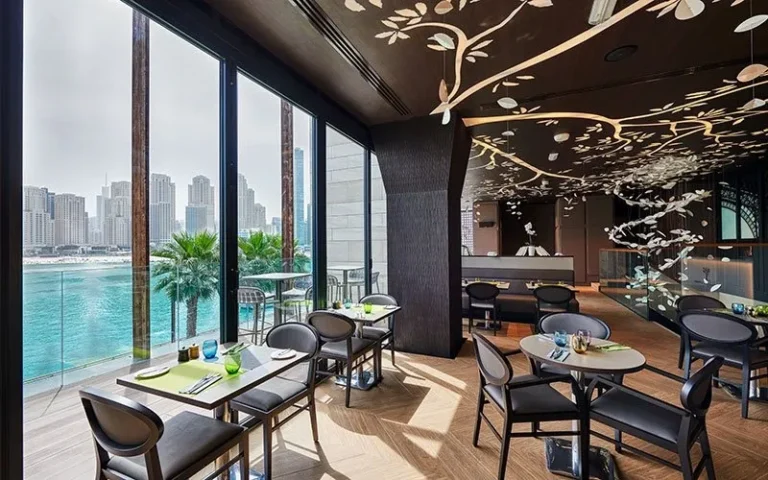 Un Dimanche A Paris Restaurant, Dubai, UAE
