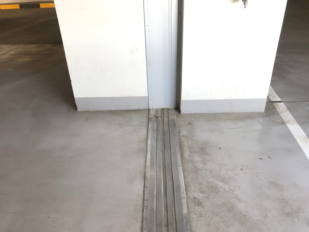 An Construction Expansion joint